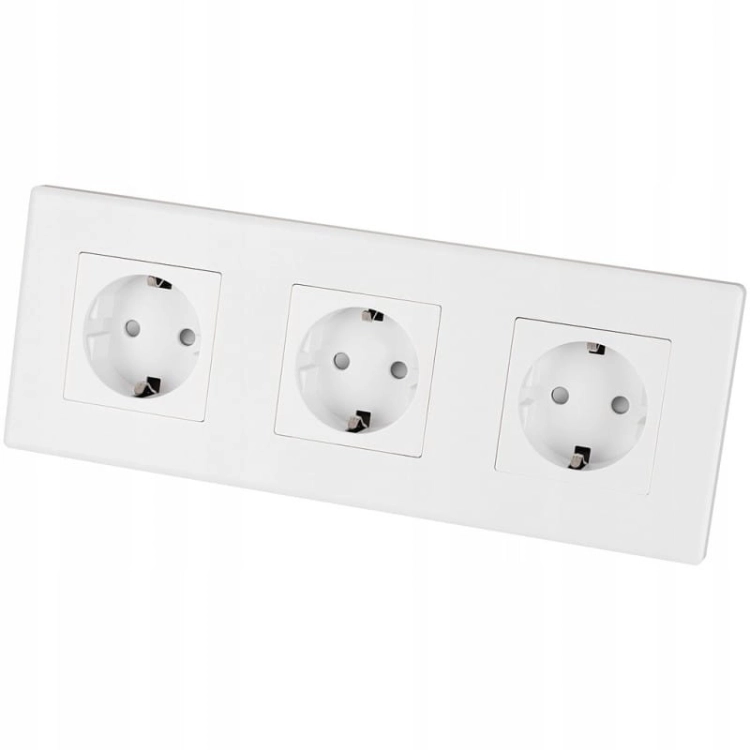 Drievoudig Schuko-Stopcontact Wit PVC-Afdekraam Drievoudig En 3 X Stopcontact