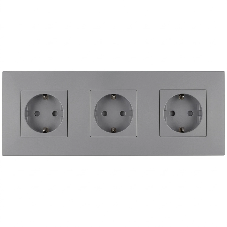Drievoudig Kunststof Stopcontact LINEA Grijs Schuko Drievoudig Afdekraam En 3 X Stopcontact