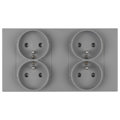 Viervoudig Kunststof Stopcontact LINEA Grijs En Tweevoudig Afdekraam 2 X Stopcontact MIUUN