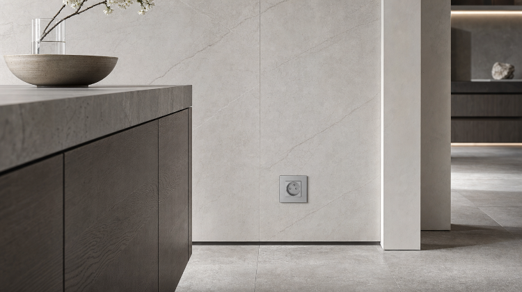 Enkel Stopcontact Met Aardpen Glas Grijs